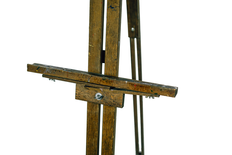 Stow Easel